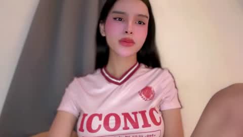 Seraphina Blaze online show from June 28, 12:09 pm