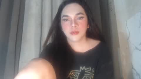 TYRA 3 online show from November 30, 8:00 pm