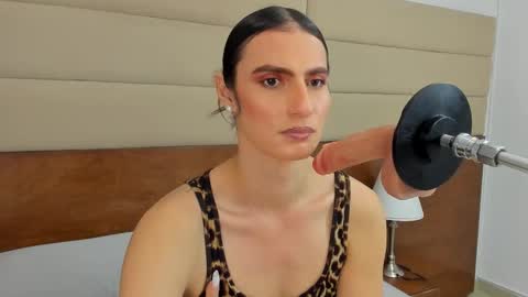  Shantall  online show from December 4, 4:05 am