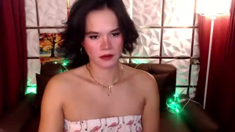 shasha_ishere online show from June 22, 8:33 am