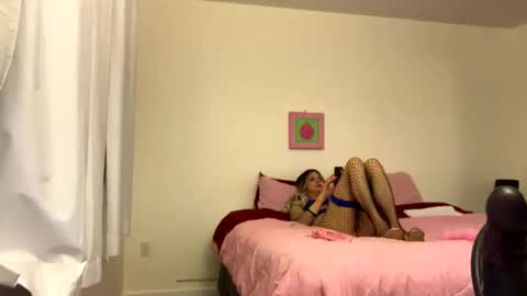 sherrisqs00 online show from March 5, 4:06 am