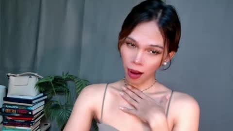 Lana But you can spell it backwards online show from April 21, 2:51 am