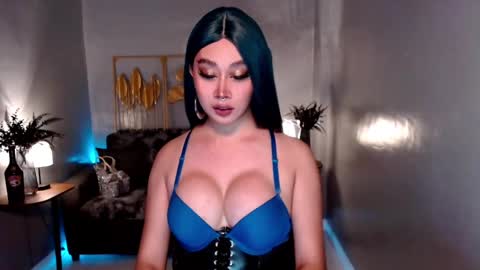 Snapshot of shivvariana_manflayer chatting on March 7, 3:30 pm WET AND WILD YHANNA online show from March 7, 3:30 pm