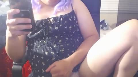 sissybeccuh online show from February 8, 6:43 am