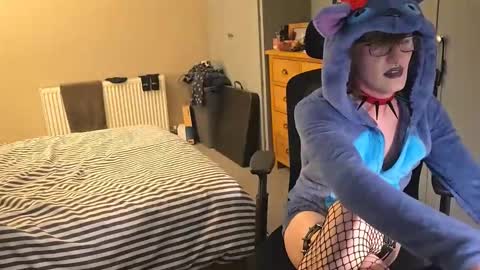 SissyGothx online show from March 22, 1:10 am