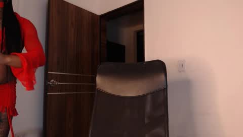 jesica online show from November 9, 8:15 am