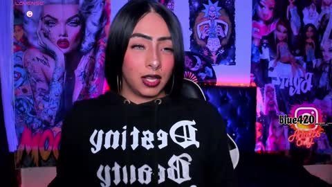 blue online show from April 2, 12:08 am