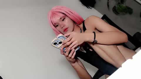 slim_nathalia online show from April 26, 1:53 pm