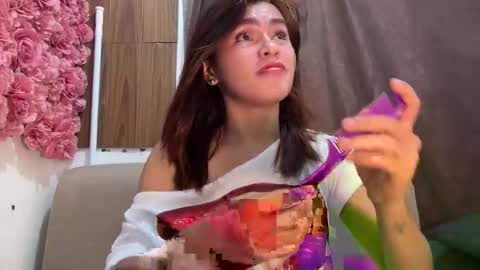 Snapshot of slutty_lavinia chatting on October 23, 3:27 pm Slutty Lavinia online show from October 23, 3:27 pm