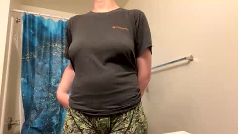 smalltshbigtits online show from May 1, 8:51 am