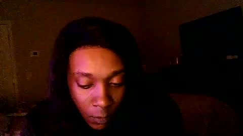 Snapshot of smokegoddess35 chatting on December 22, 7:00 am SmokeGoddess35 online show from December 22, 7:00 am