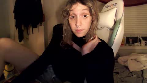 Lilytea online show from November 7, 8:03 am