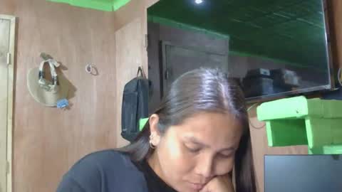 soniarey534 online show from May 10, 1:05 pm