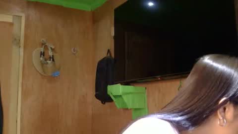 soniarey534 online show from May 19, 5:31 pm