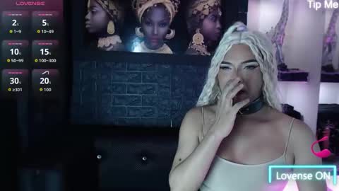 sophia_hott01 online show from January 15, 2:54 am