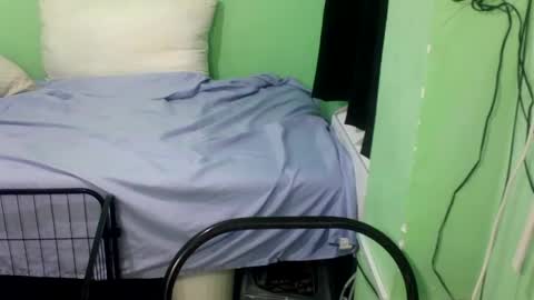 sophialaurel online show from August 6, 12:28 am
