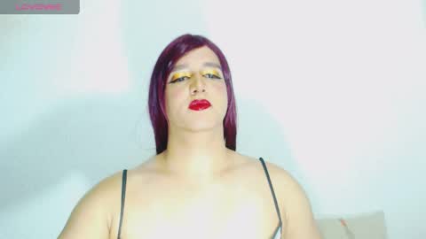sophiehillsxo online show from June 9, 1:38 am