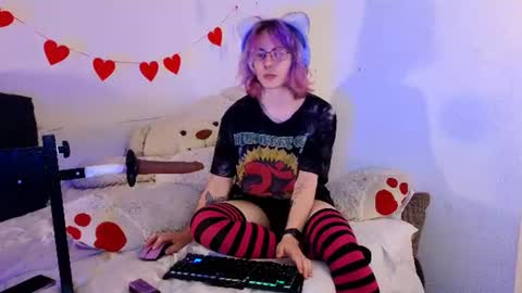 sparkyferret online show from August 1, 8:09 pm