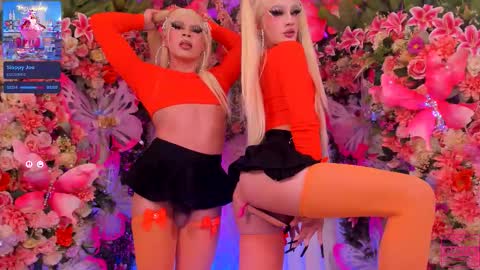 Snapshot of spicysluts chatting on October 30, 3:38 am  Alison  Sharon  online show from October 30, 3:38 am