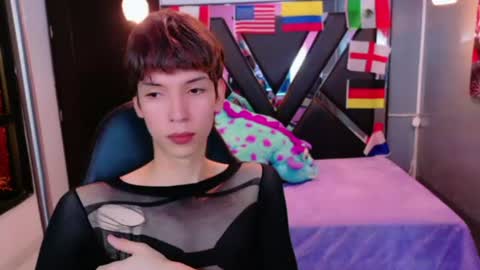 stefany piink online show from June 17, 1:12 pm