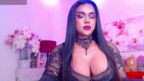 CALL ME STELLA online show from February 8, 6:30 am