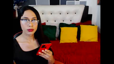 stephanie_dollss online show from May 26, 4:26 pm