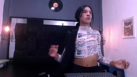 Astrid online show from May 27, 12:46 pm