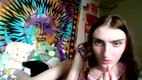 stonedtranny69 online show from February 6, 9:17 pm