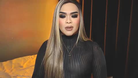 JADE ELYSE online show from December 20, 8:01 pm