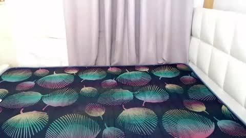 sugar_pixiee online show from July 7, 7:23 am