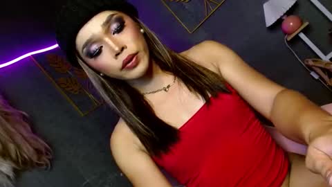 sultry_sirenxx online show from February 25, 4:44 pm