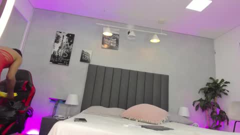 Sven online show from March 2, 7:43 pm