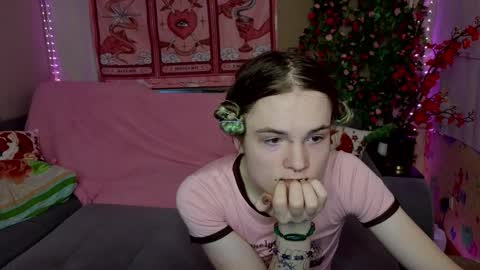 Haeyang  Torry online show from February 10, 6:42 am