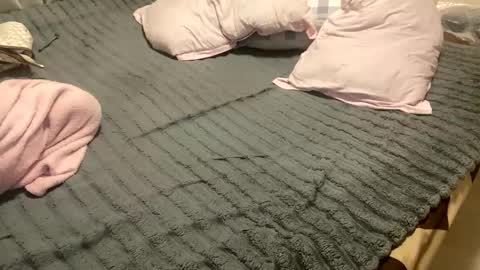 sweet7061 online show from November 9, 7:31 am