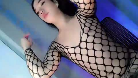 Snapshot of sweet_katrina69 chatting on October 21, 3:02 pm sweet_katrina69 online show from October 21, 3:02 pm