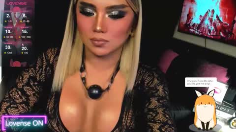 Snapshot of sweetbella118 chatting on September 24, 7:09 pm bella online show from September 24, 7:09 pm