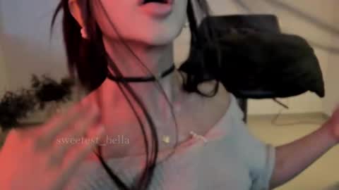 Bella online show from September 10, 9:03 pm
