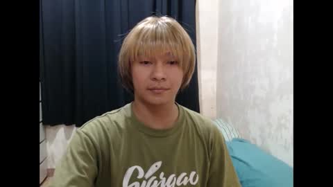 Sweet Inocent online show from May 4, 12:43 pm