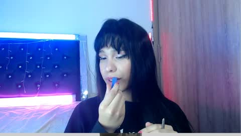 sweetmagic6 online show from April 1, 12:45 am