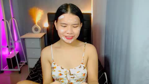 Ghena online show from September 25, 2:40 am