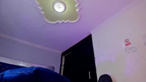 DANIELA online show from February 8, 1:11 am