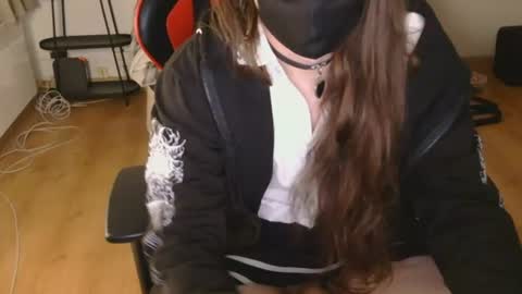 sylvorine online show from July 11, 8:24 pm