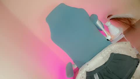 tamera_cummer0969 online show from August 1, 5:03 pm