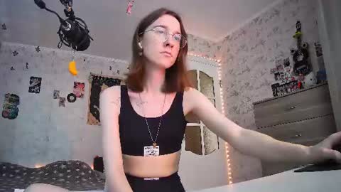 Milena Kuprianova online show from June 10, 9:19 am