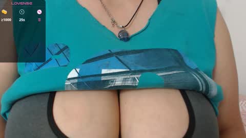 tarrant_ online show from February 24, 12:41 am