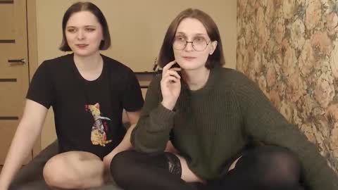 July online show from March 25, 4:33 pm