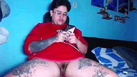 Charlee He online show from January 5, 8:12 pm