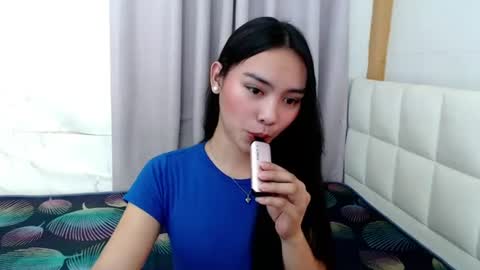 YOGIRL MAXINE online show from June 14, 1:12 pm