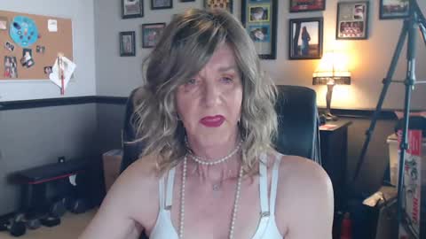 terilee59 online show from May 19, 12:05 am