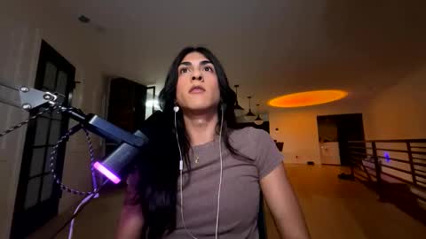 babygirlmami online show from March 13, 5:57 am